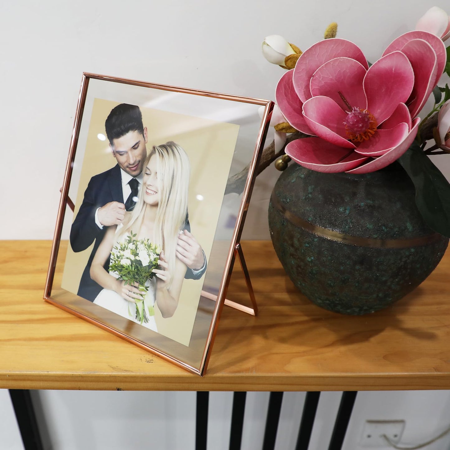 Gold Floating Frame Tabletop Shelf Photo Frames